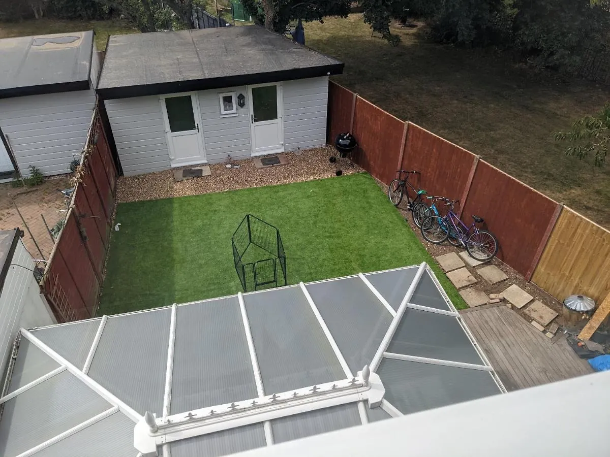 32 Apartment Ashford  Homestay Ashford (Surrey)